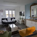 L'atelier Du Tailleur A 5 Mn Du Puy Du Fou