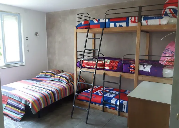 L'atelier Du Tailleur A 5 Mn Du Puy Du Fou Nyaraló *