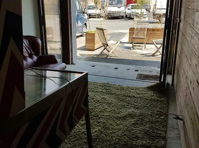 L'atelier Du Tailleur A 5 Mn Du Puy Du Fou * Chambretaud